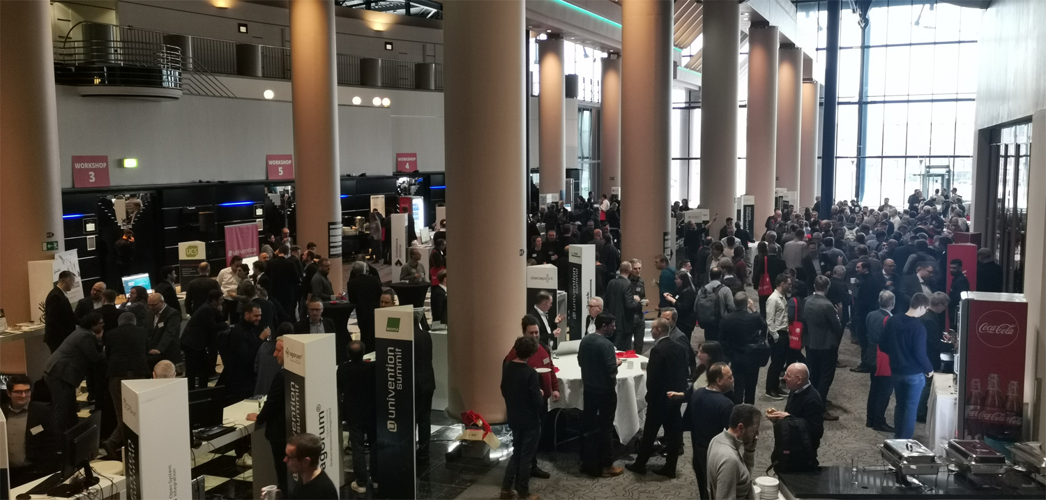 Abbildung 3: Aussteller des Univention-Summits im Foyer des Congress Centers