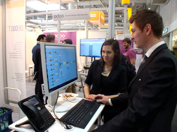 Präsentation von Monitoring-Lösungen am DECOIT-Stand